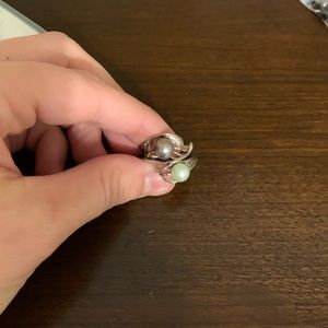 Mint/charcoal pearl ring